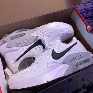 Nike air max never worn size 10. $85